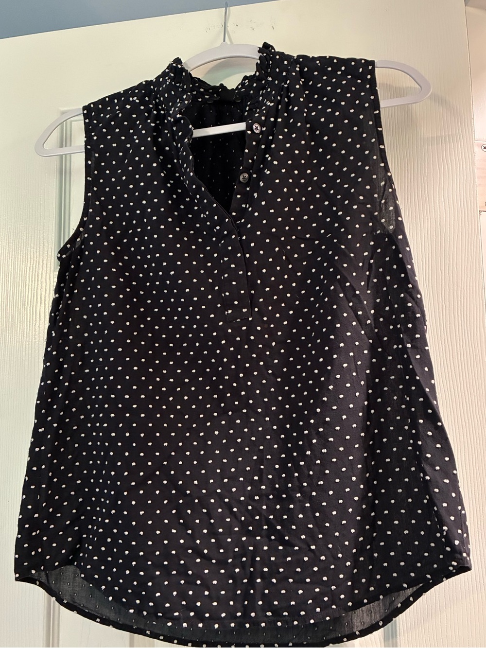 Ann Taylor Sleeveless Black Polka Dot Blouse - Classic Dot Print - Petite
